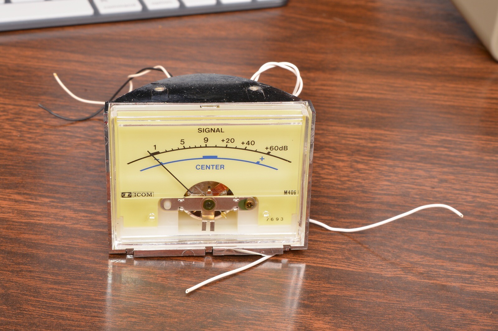 ICOM R-7000 RECEIVER PARTS: S-METER, REFLECTOR & GOOD PILOT LIGHT BULB LAMP