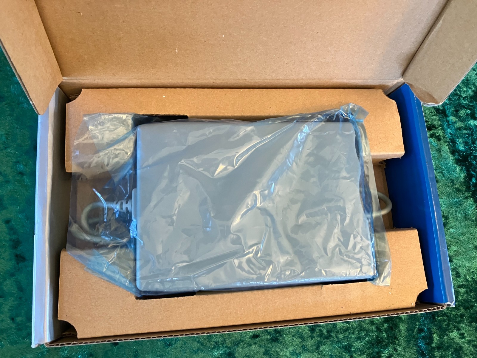 SmartDisk External Floppy Drive -- High-Speed 2x -- 1.44MG -- New in Box