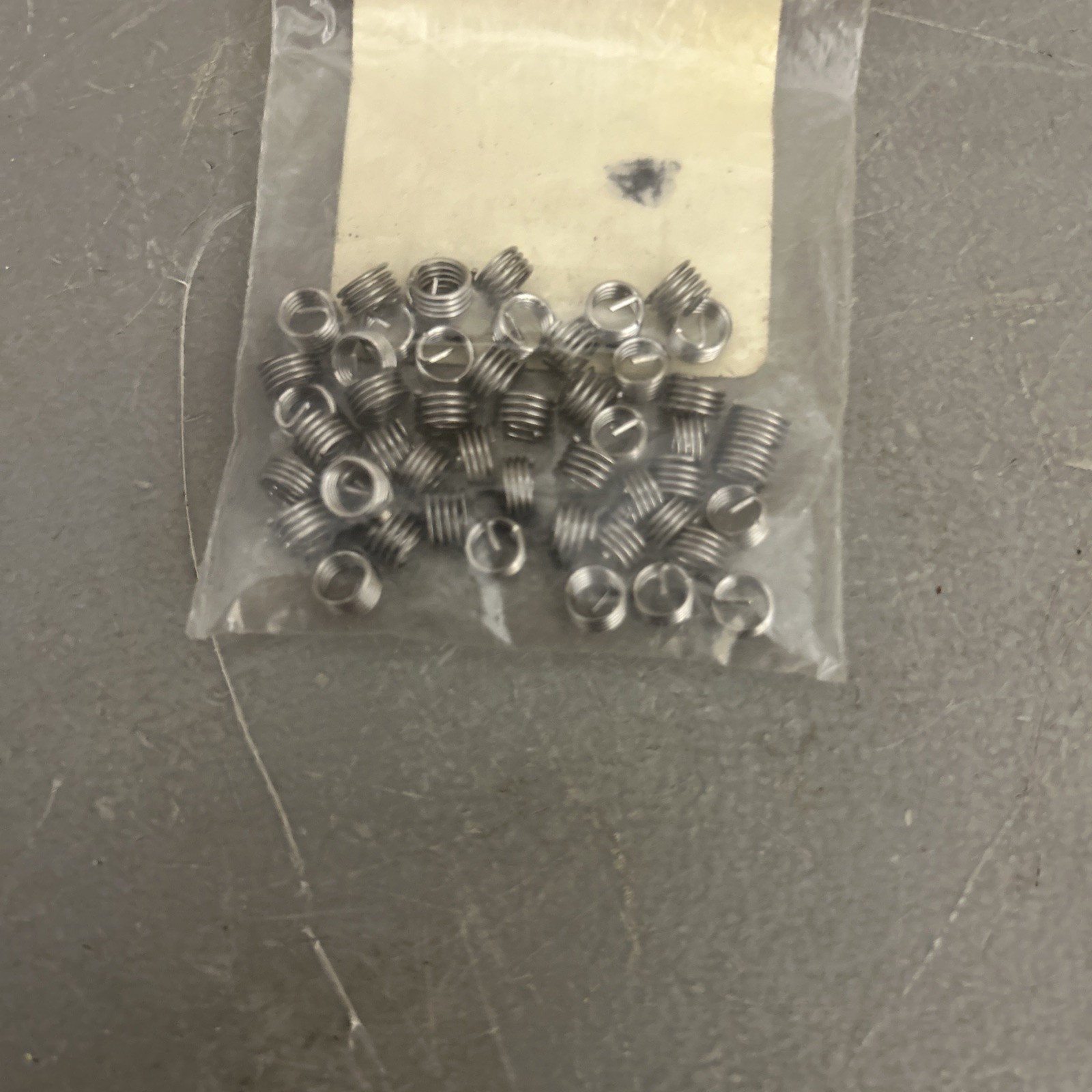 HeliCoil Thread Repair Kit 4952-3 Partial kit with Thread inserts 1.5D About 30