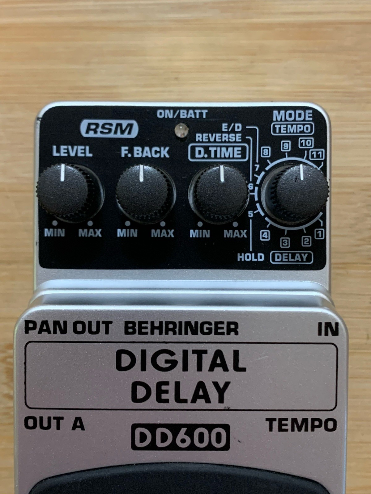 Behringer DD600 Digital Delay Guitar Pedal