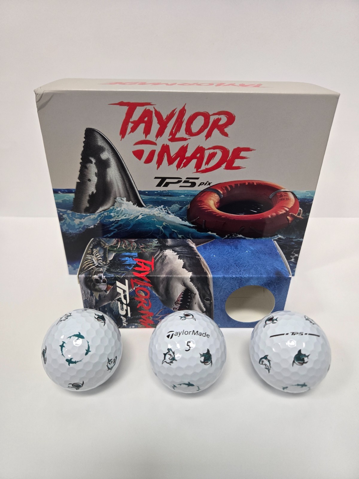 TaylorMade TP5 pix Golf Balls - Limited Edition - SHARKS - 3 Balls