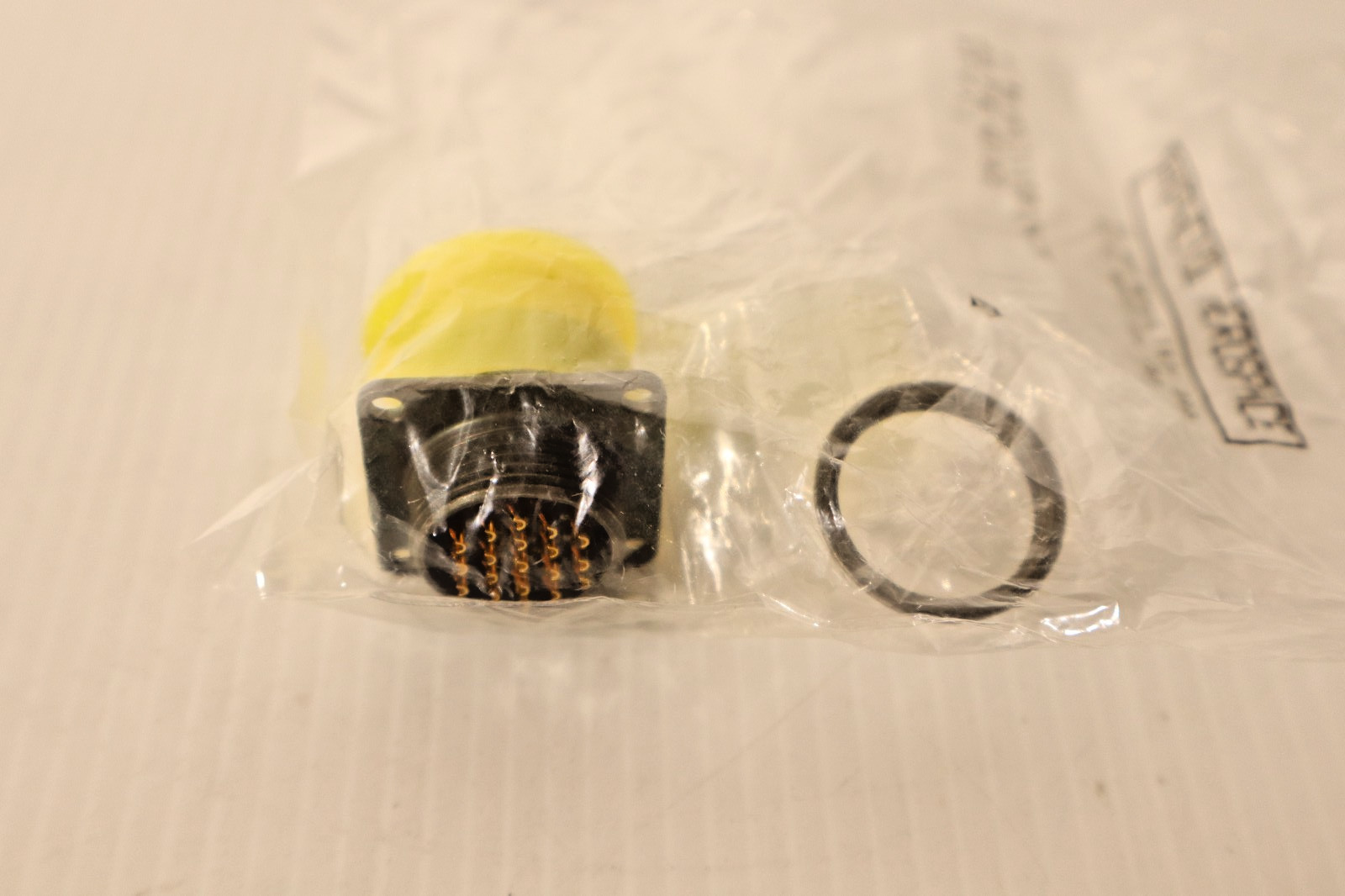 Amphenol MS3110P14-19P Connector - 8 Available