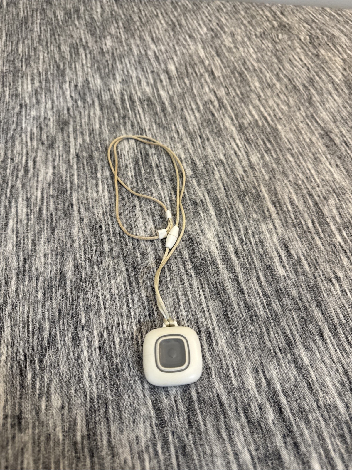 Inovonics Transmitter EN1221S-60 Single Button Water Resistant Pendant EN1221S60