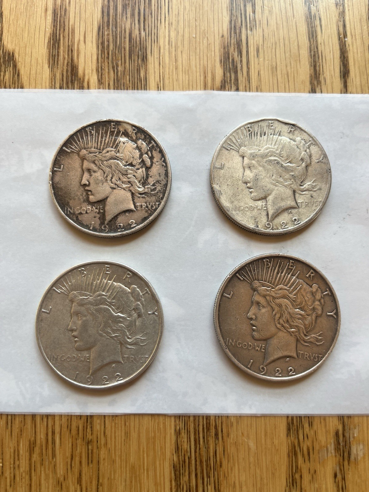 Peace Dollar Silver Lot Of 4 Coins - 1922d 1922d 1922s 1922 Nice Lot!