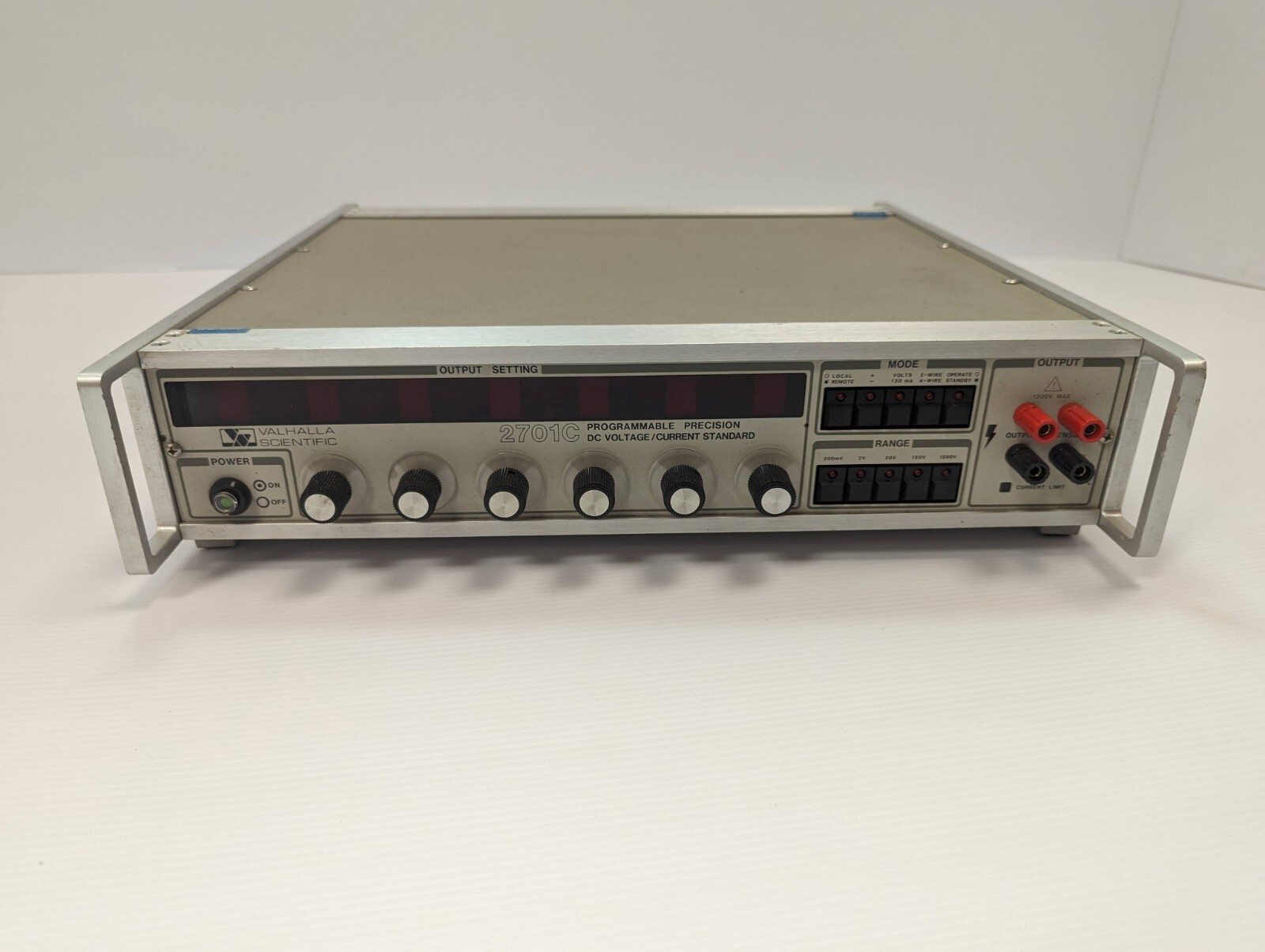 Valhalla Scientific 2701C Programmable Precision DC Voltage/Current Standard