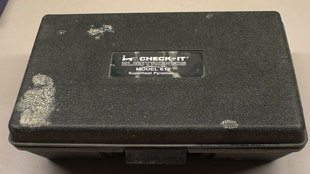 CHECK-IT ELECTRONICS MODEL 613 SUPERHEAT PYROMETER (b63)