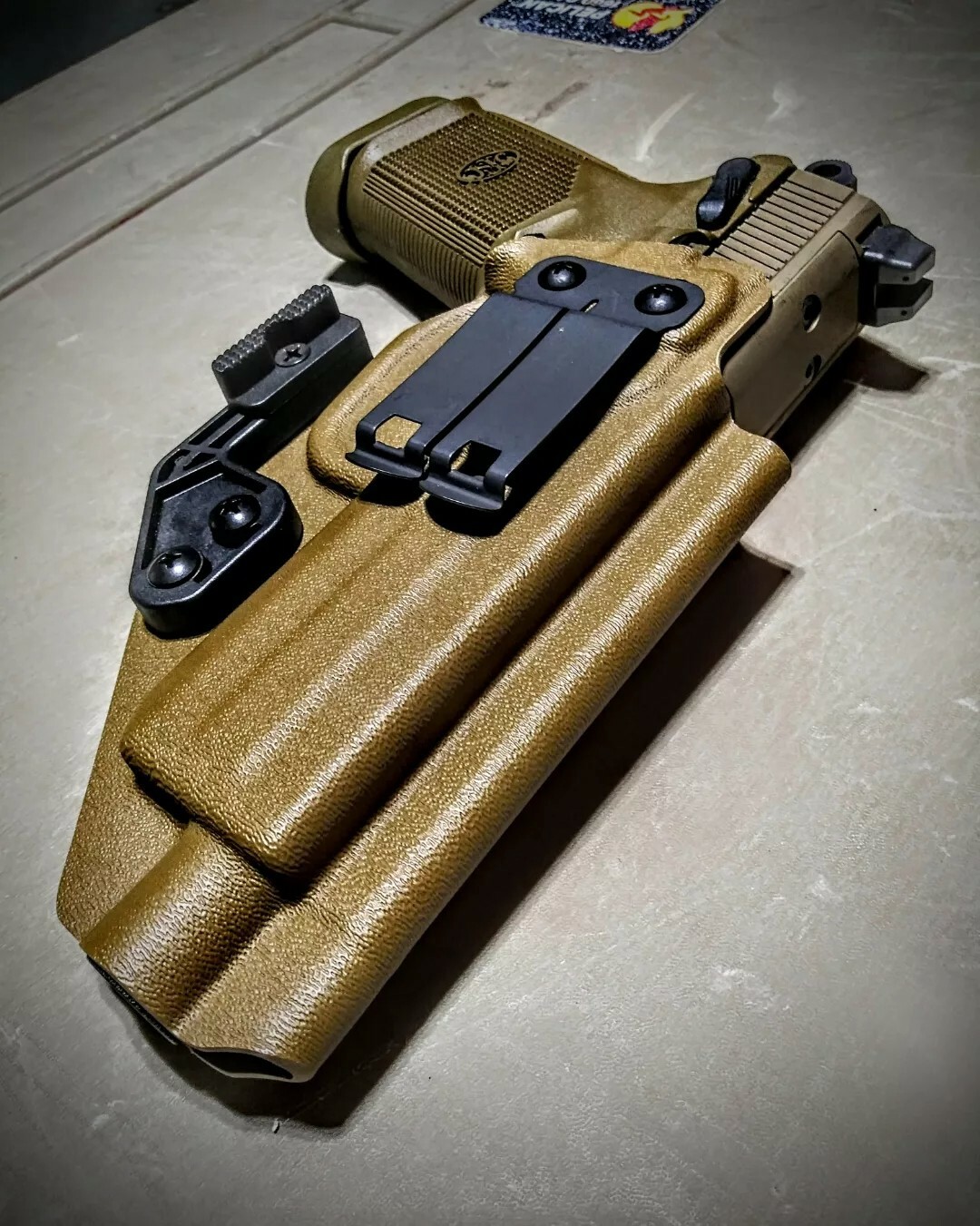 A/IWB Holster for FNX45 Tactical