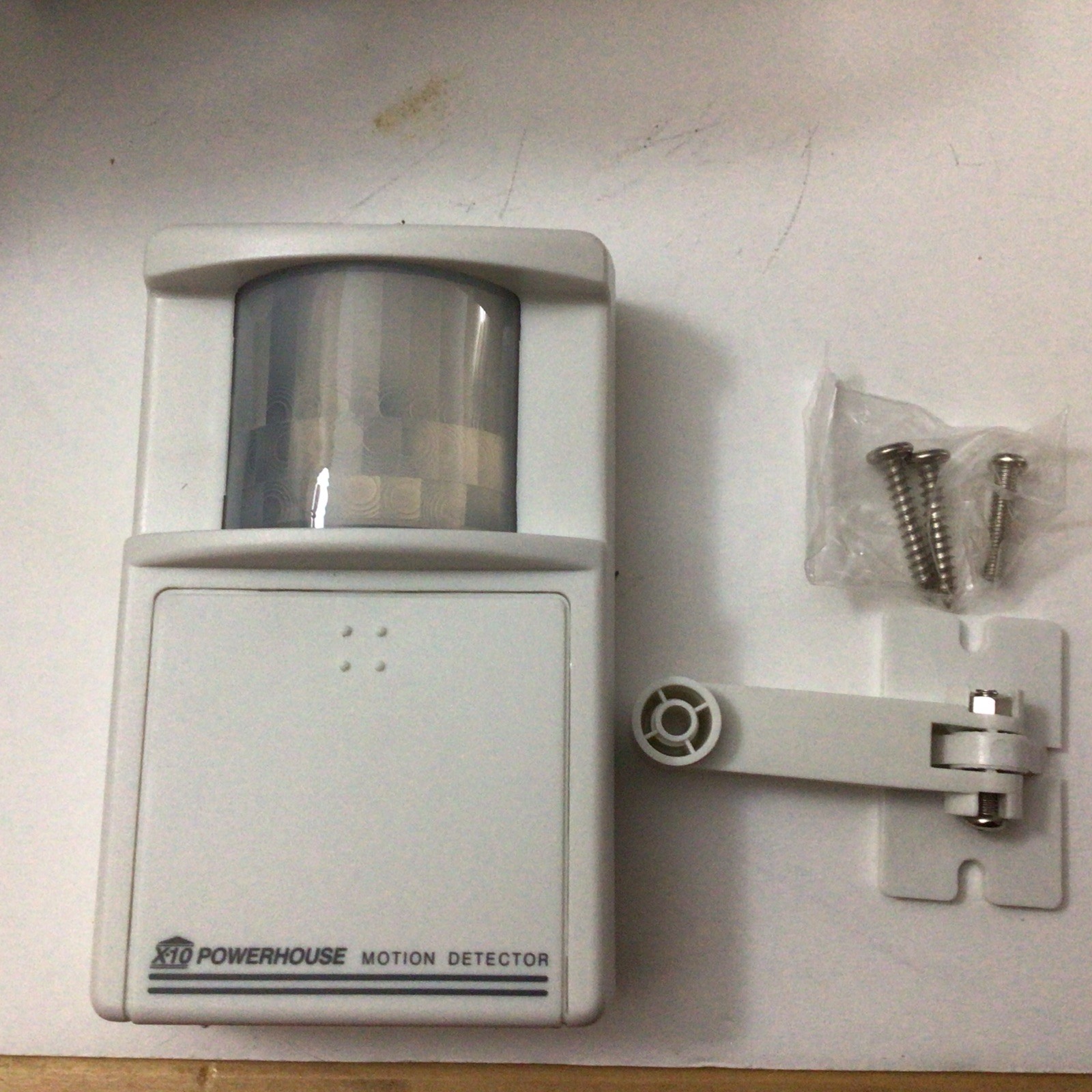 X10 Powerhouse Security System Motion Sensor Model MS10A NEW OPEN BOX