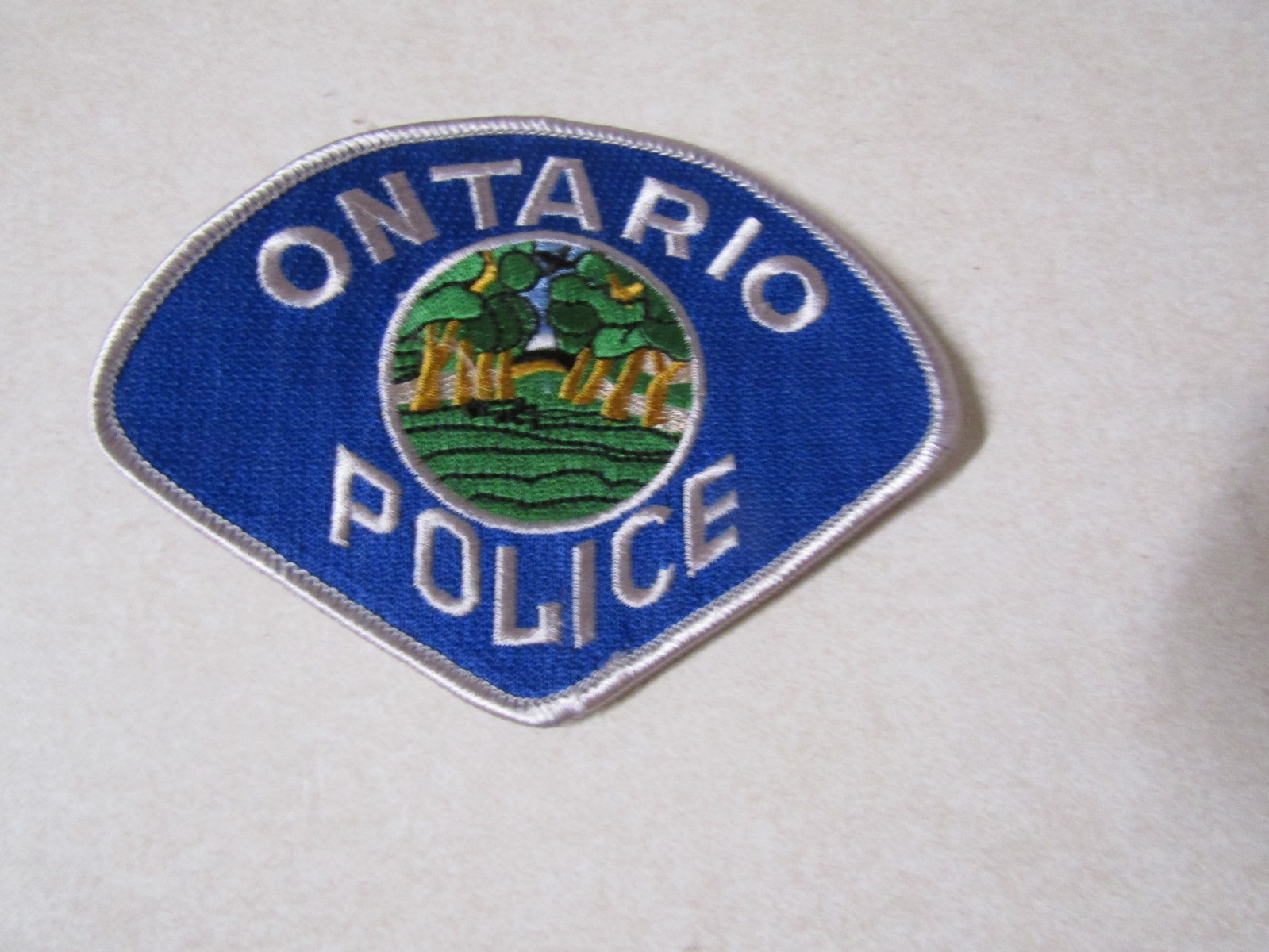 PATCH OLDER LAW ENFORCEMENT POLICE ONTARIO CALIFORNIA OR CANADA UNSURE