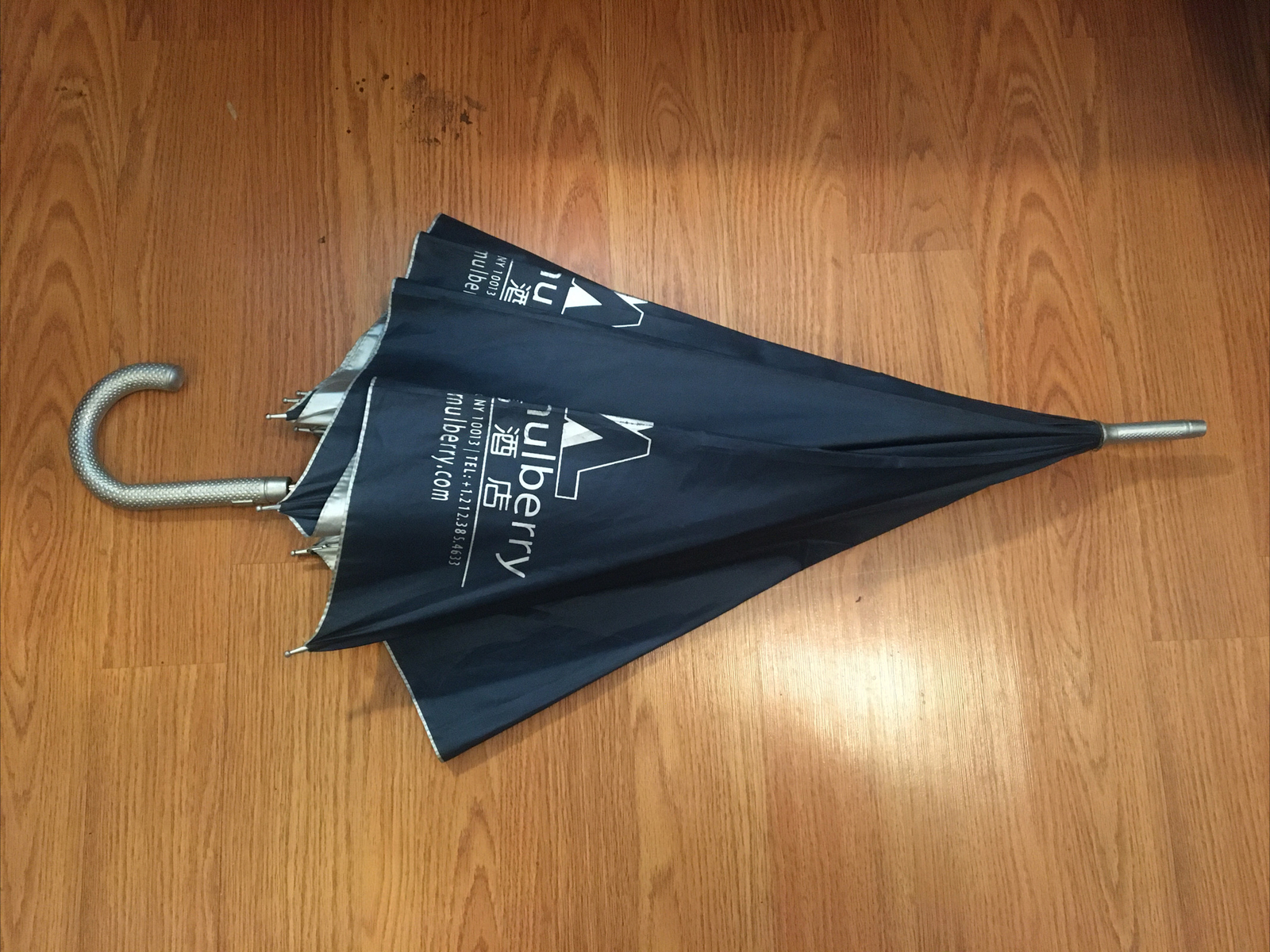 Automatic open  U shape handle Classic nayv color umbrella