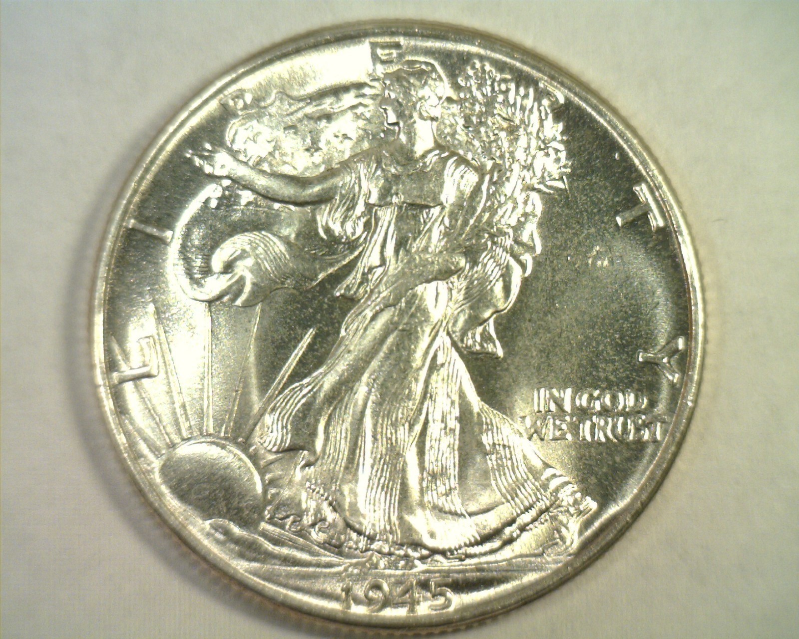 1945 WALKING LIBERTY HALF DOLLAR CHOICE UNCIRCULATED / GEM CH UNC / GEM ORIGINAL