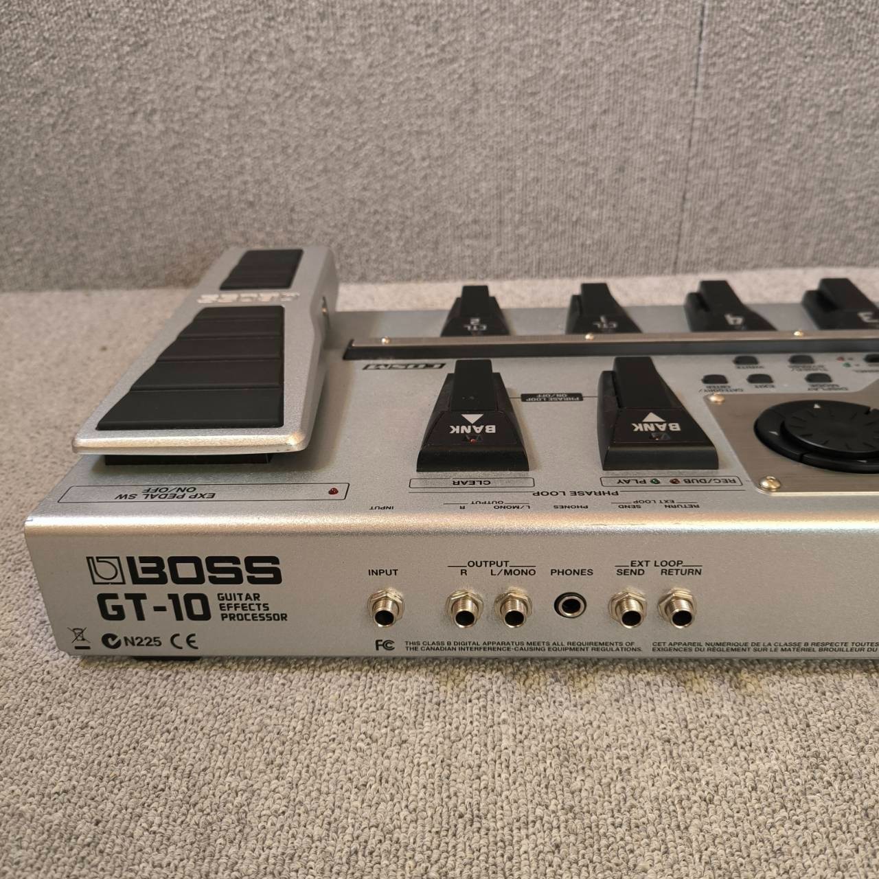 BOSS GT-10 Electric Guitar Multi Effects Pedal Effects Unit With AC Adapter