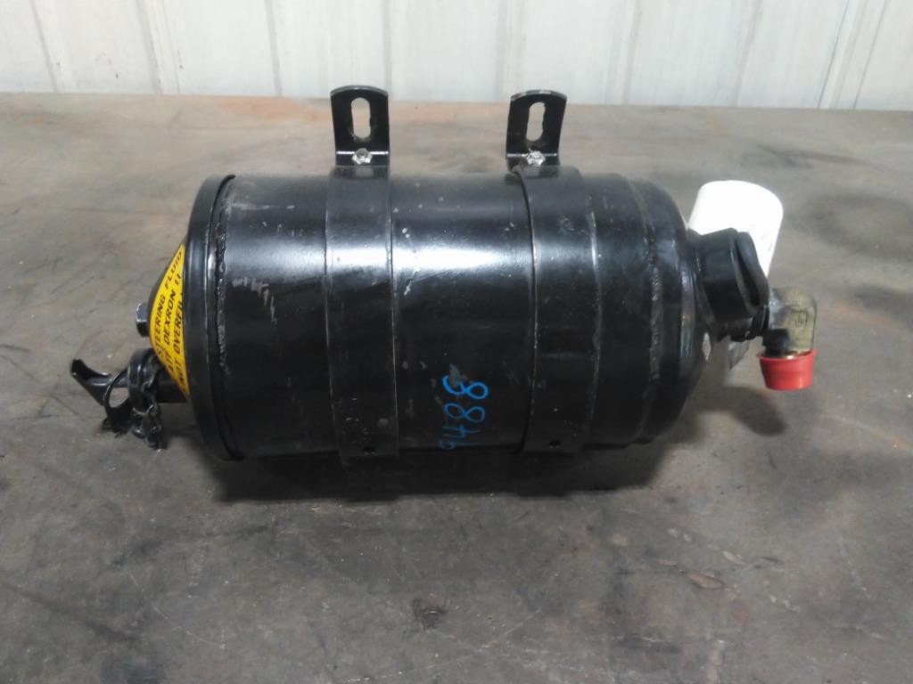 Replaces A14-17924-000 2022 FREIGHTLINER M2 106 POWER STEERING RESERVOIR ,  MD