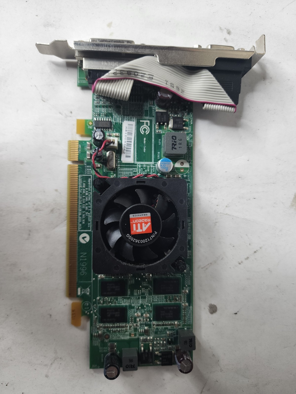 ATI Radeon HD 5450 1GB PCI-E Video Graphics Card 109-B89031-00B Cedar