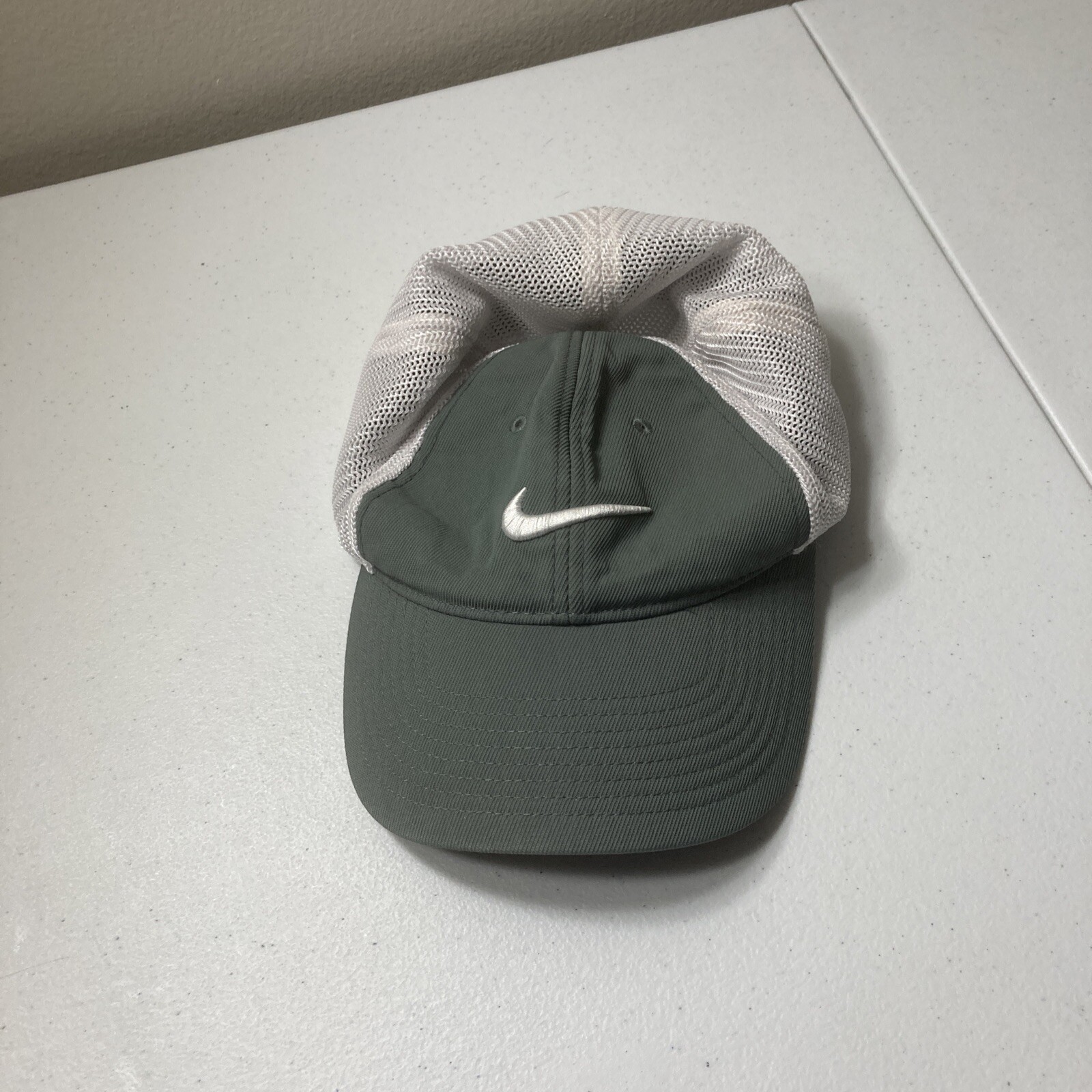 Nike Golf Mesh-Back Hat One Size Adult