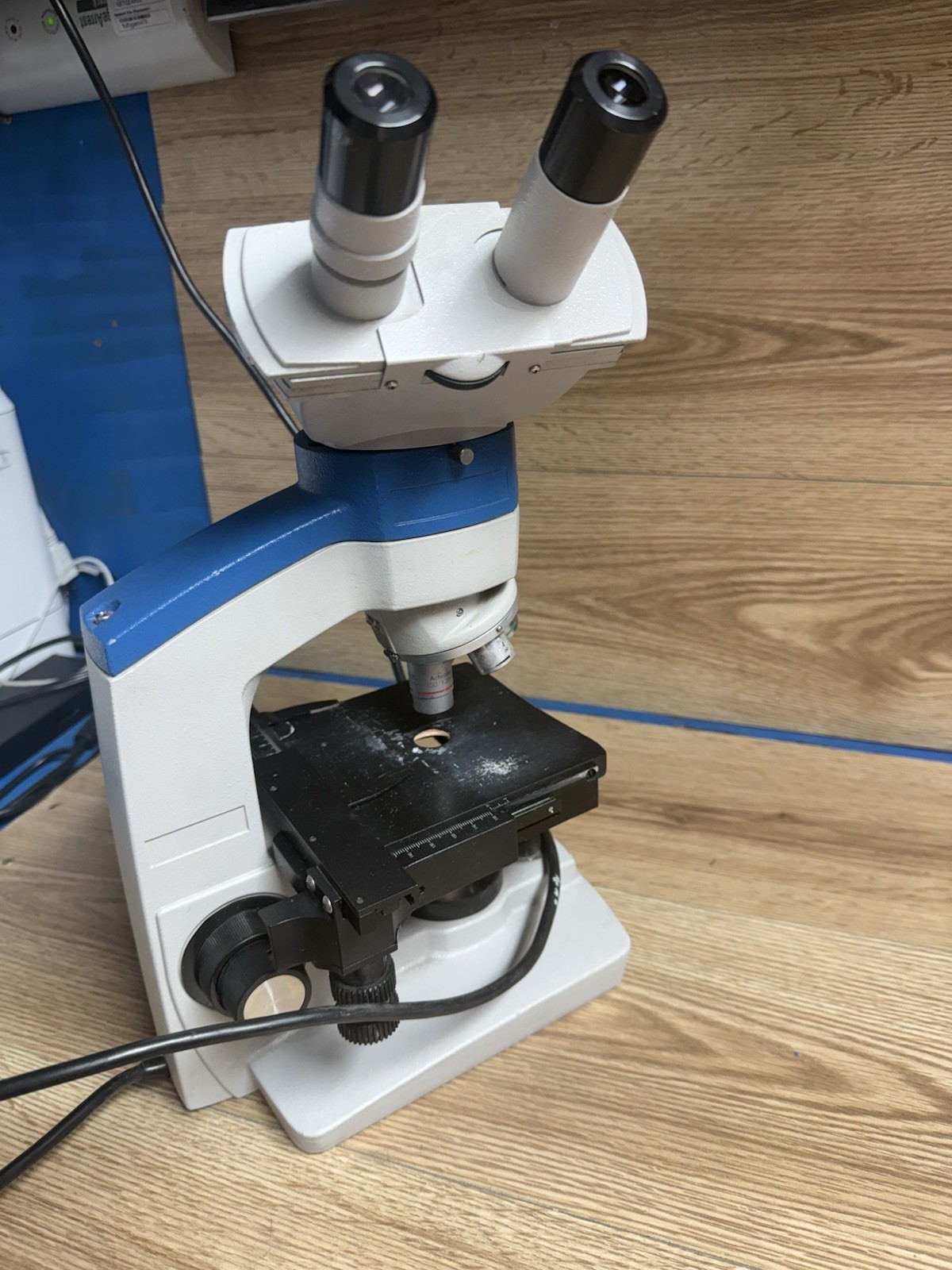 Reichert Jung Series 150 Binocular Microscope w/ 4 Objectives & Light – Parts