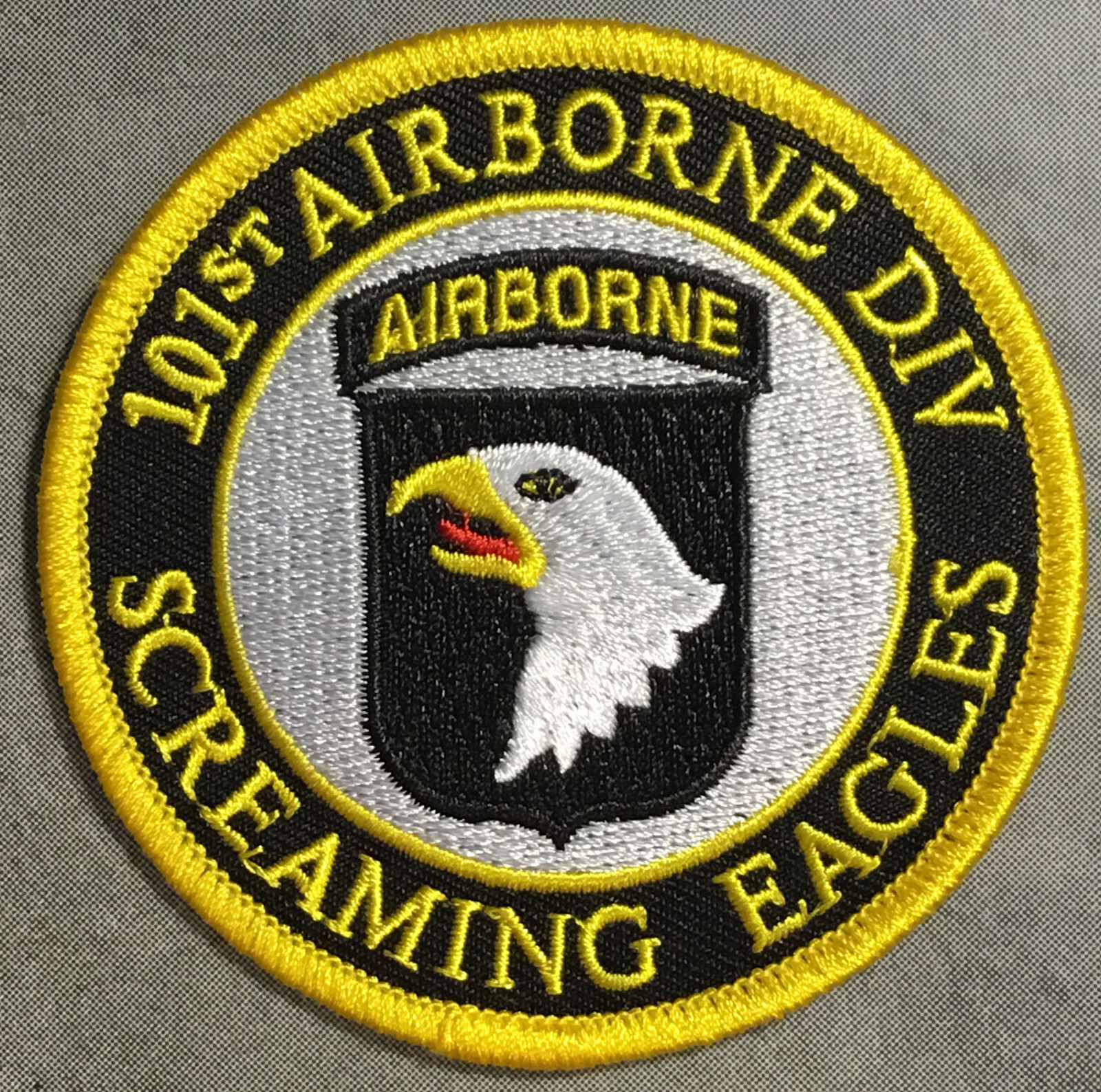 Army 101st Airborne Screamin Eagles patch