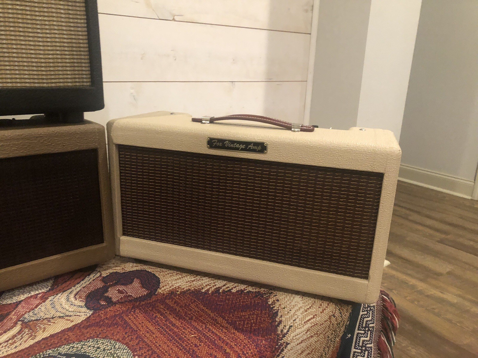 Fox Vintage Premier Tube Reverb Unit