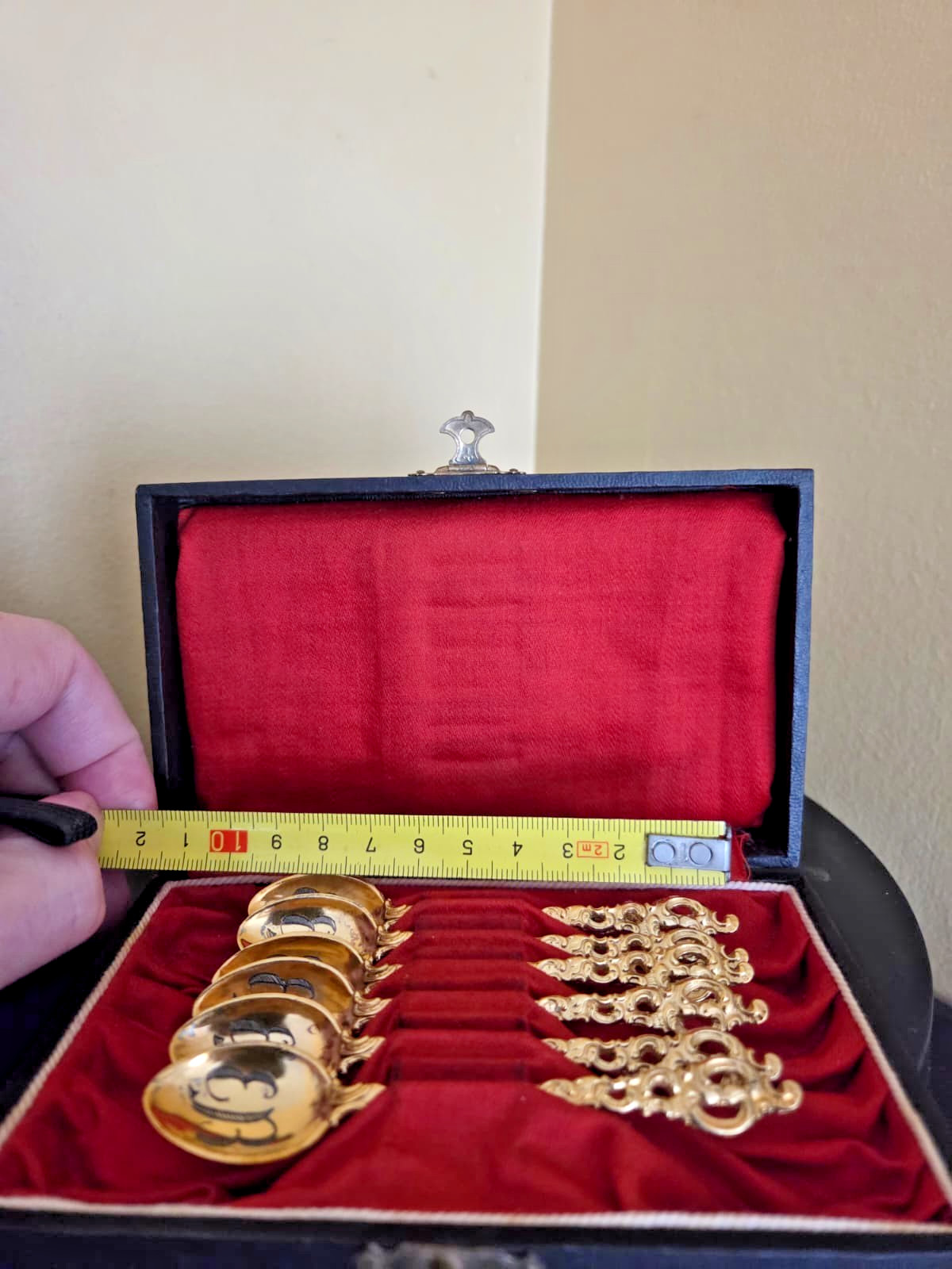 GERMAN WW2 - EVA BRAUN  - 24K GOLD PLATED SIX PIECES DEMI-TASSE SET by REINER
