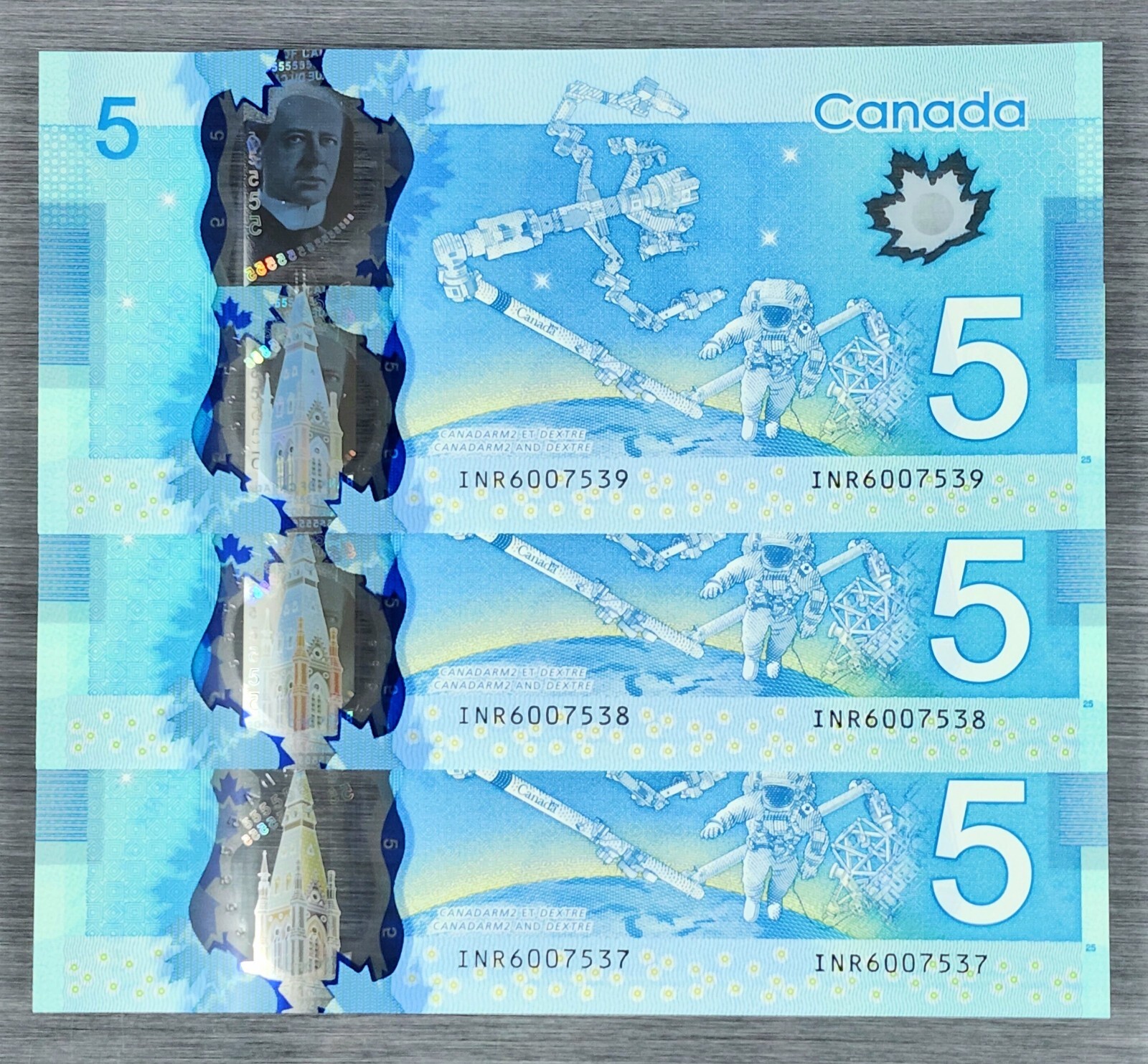 SET Banknote - 2013 Bank of Canada $5 Dollar Poly P106 Consecutive Serial # UNC