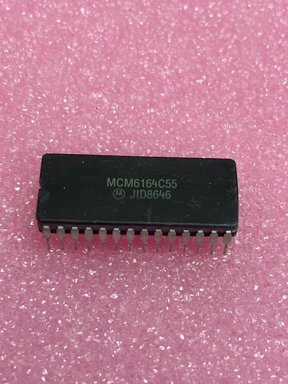 Motorola MCM6164C55  IC, SRAM, 8KX8, CMOS, DIP 28PIN, CERAMIC - NEW!