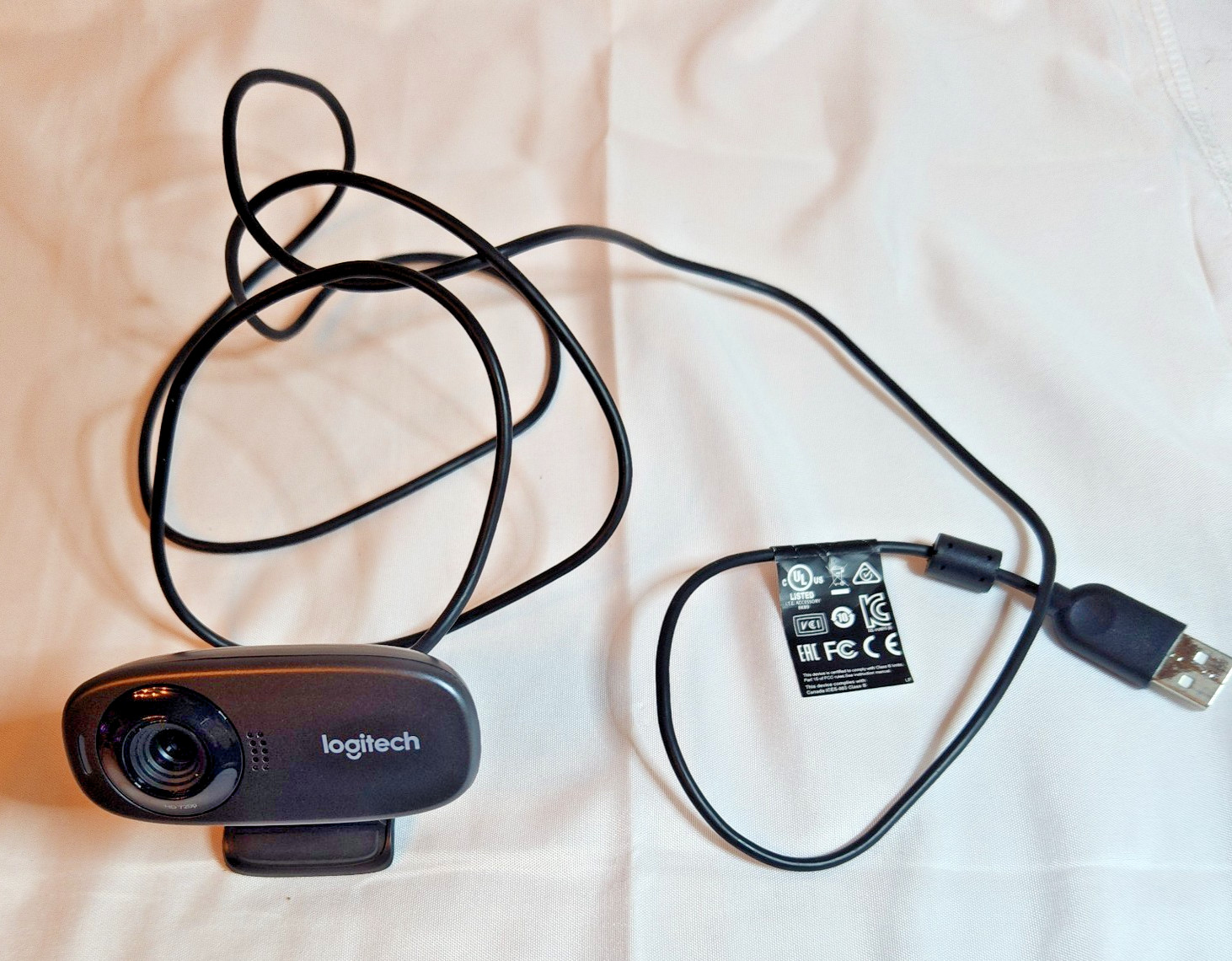 Logitech C310 HD 720p USB Webcam V-U0015 860-000443 Built-In Microphone
