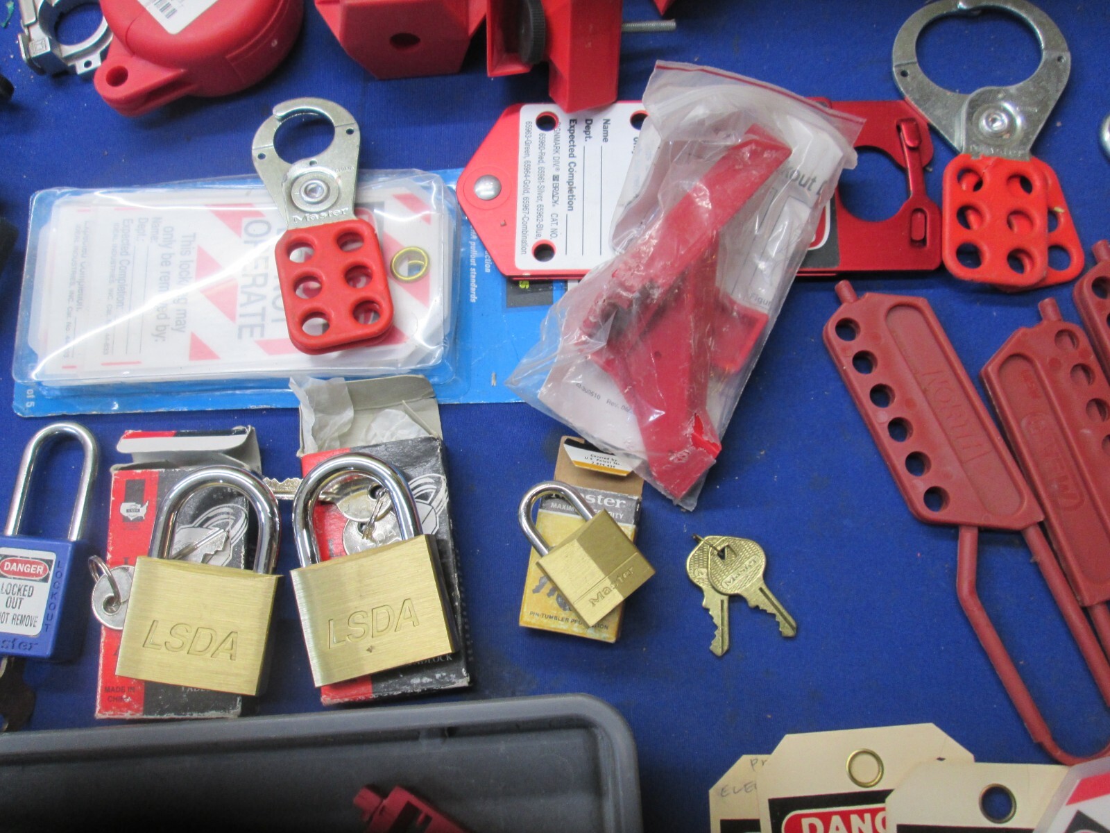 Lockout Tagout Padlocks Hasps assorted large lot