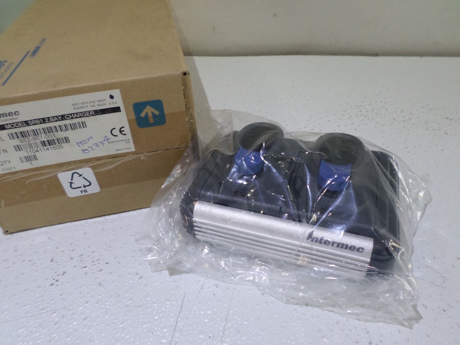 Intermec AC6 2-Bay Charger for SR61 Scanner 852-907-001