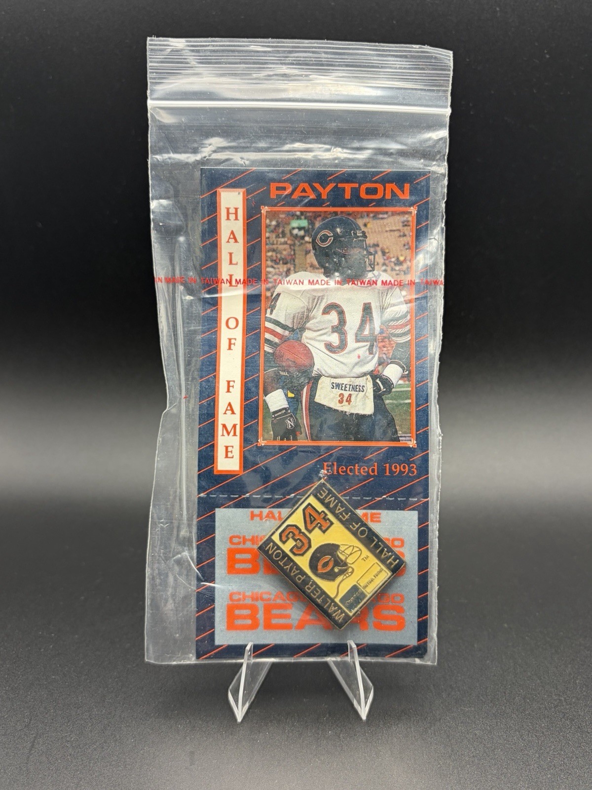 Walter Payton HALL OF FAME Pin Card Kemper Funds 1994 WGN 720 AM Pins