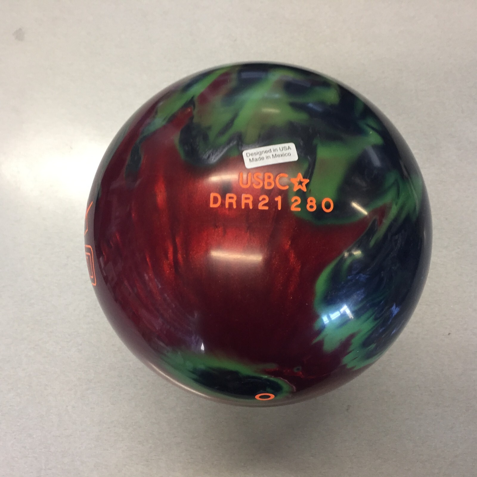 Columbia 300 High Speed Hybrid 1ST QUALITY BOWLING ball 16 lb new in box #128o