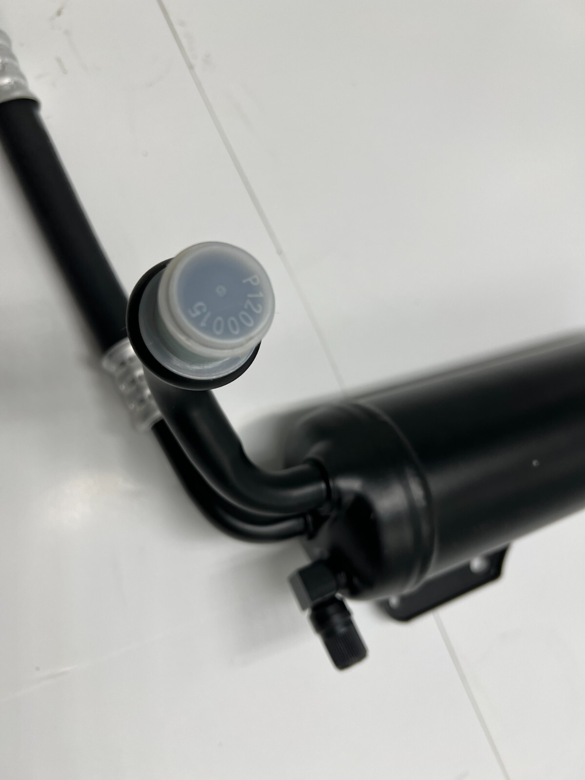 A/C Accumulator with Hose Assembly 23M1815, 805141 Replacement