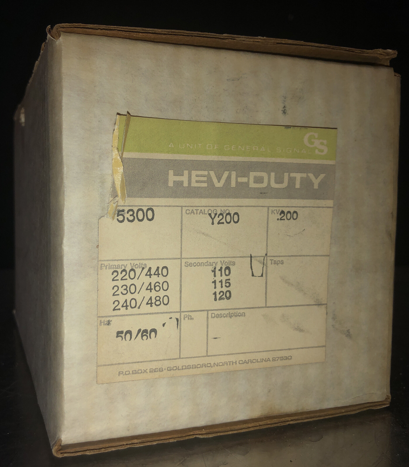 NEW HEVI-DUTY .200 KVA CONTROL CIRCUIT TRANSFORMER 240/480 HV 120 LV Y200