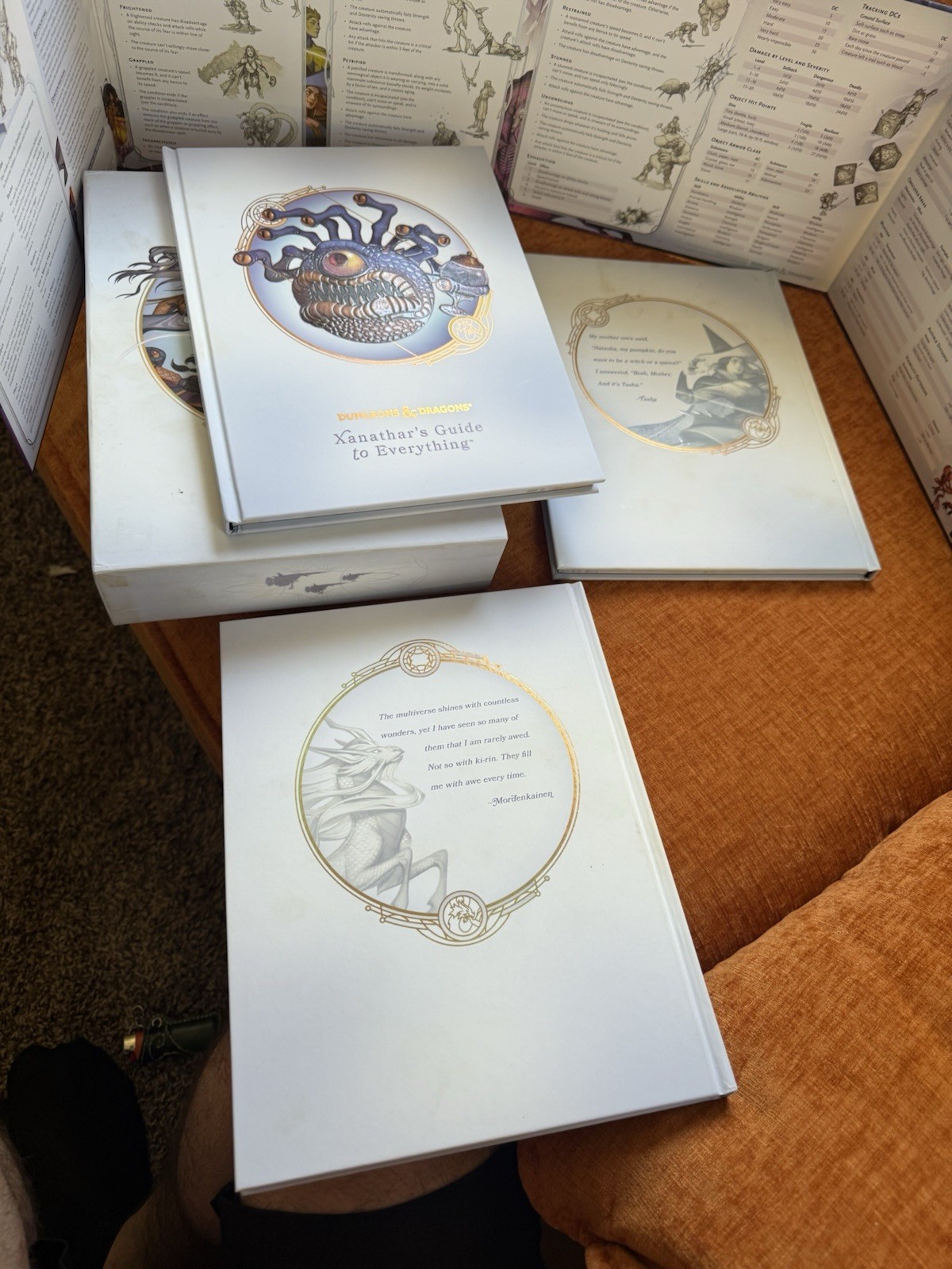 Dungeons & Dragons Gift Box Set w/ DM Screen & Multiple Hardcover Books