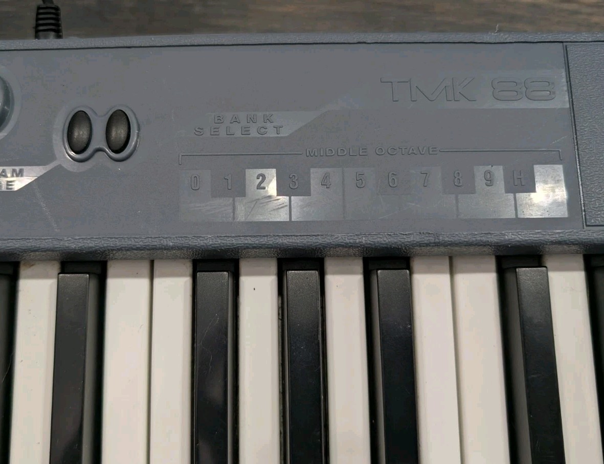 Studiologic TMK88 88-key Electric Keyboard MIDI Controller - Powers on Untested