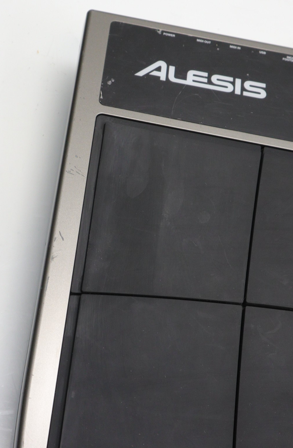 ALESIS ControlPad USB/MIDI Percussion Controller Pad for MIDI & DAW plugins