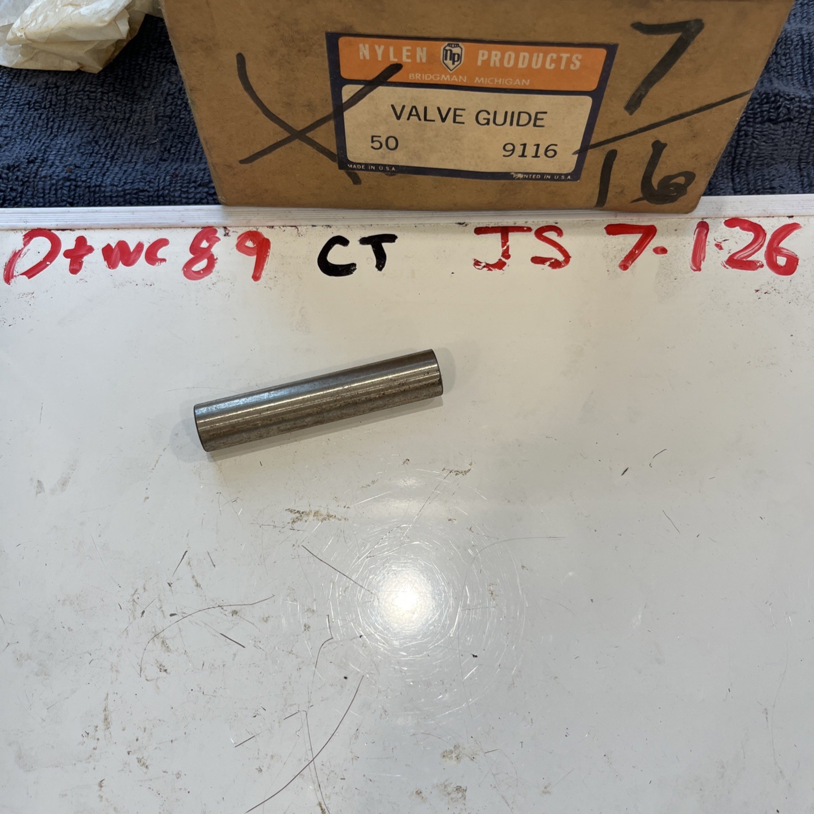 (1) Nylen 9116 Valve Guide Sold Individually NOS OEM