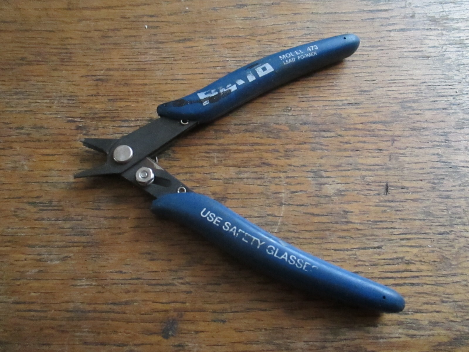 PLATO MODEL 473 LEAD FORMER HAND TOOL