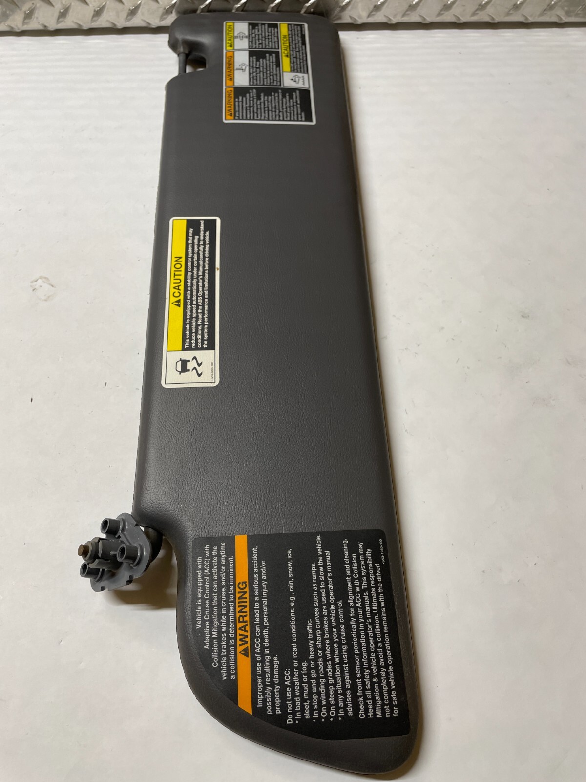 2016 PETERBILT 579 SUN VISOR INTERIOR LEFT 01842-LH-AE          7498