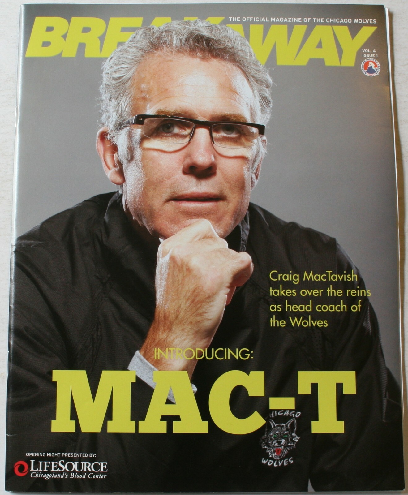2011-12 Chicago Wolves Program w/Roster Craig MacTavish Cover Magazine Breakaway
