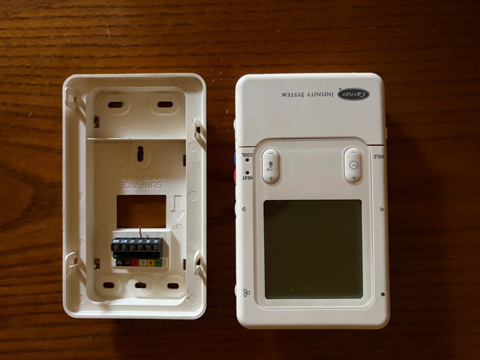 Carrier Infinity SYSTXCCUID01-V 24V Programmable Digital Thermostat Version 23