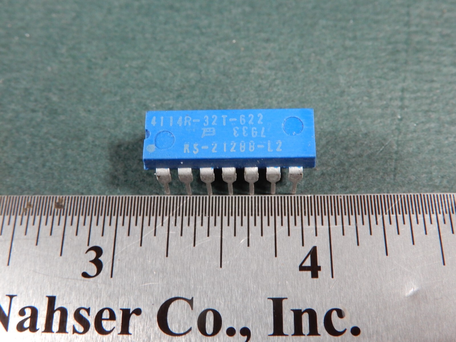 Bourns 1319373 4D5 DIP Resistor Network Qty 90 NOS