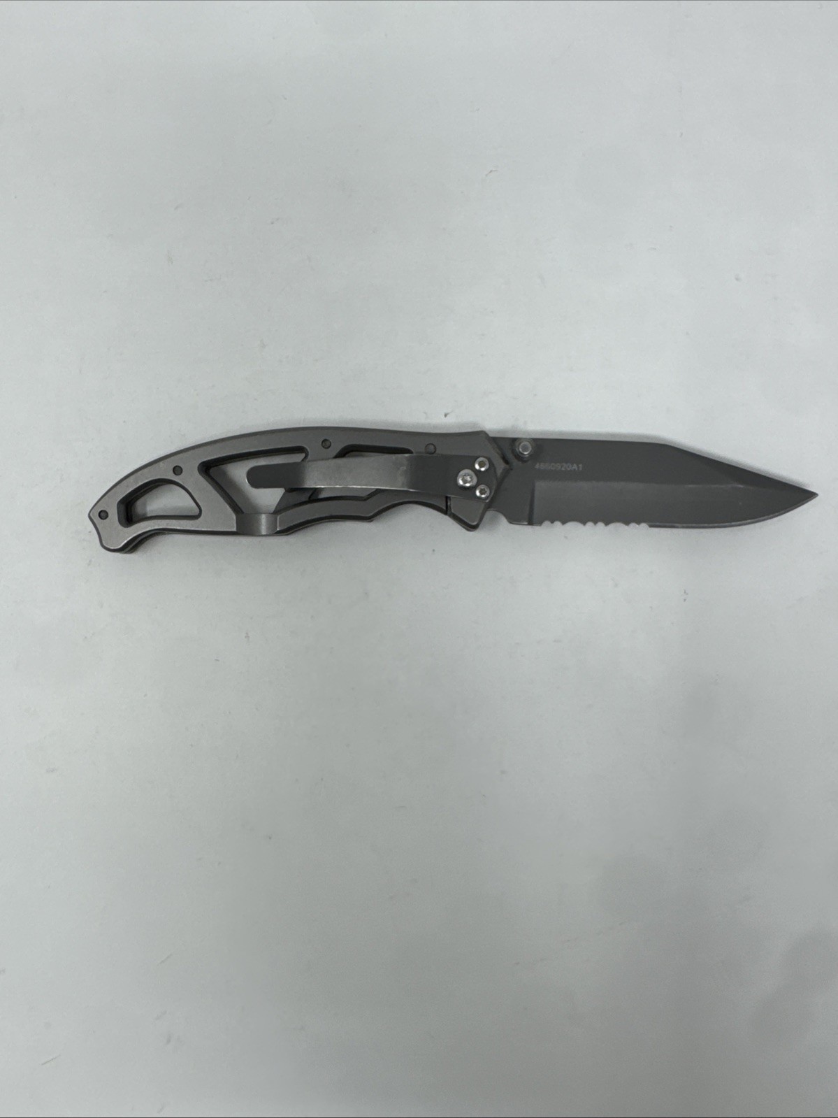 GERBER 4660920A1 Foldable Pocket Knife Gray Foldable #0134