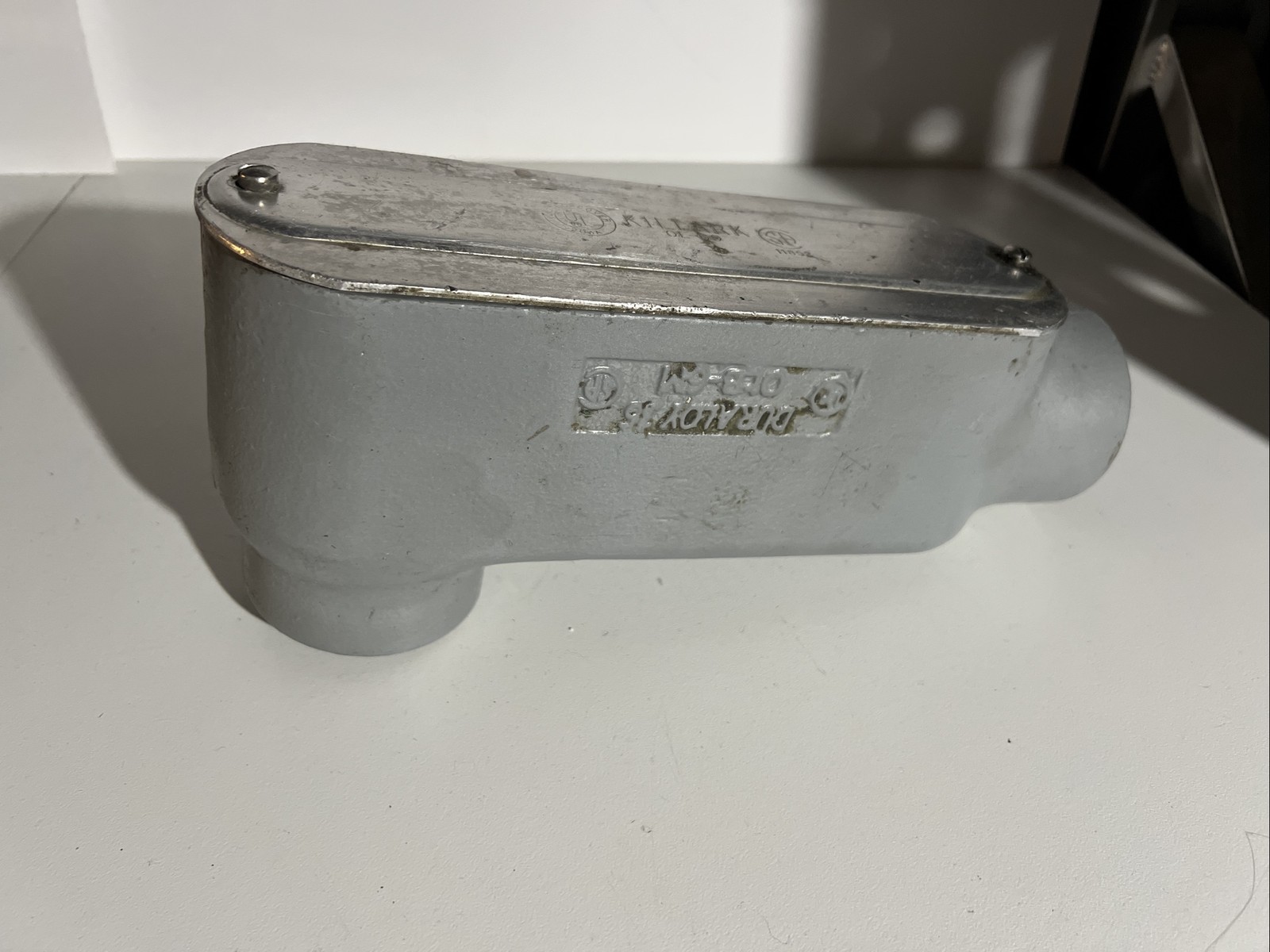 HUBBELL/KILLARK 2" LB OLB-6M DURALOY CONDUIT OUTLET BODY With OL60 cover