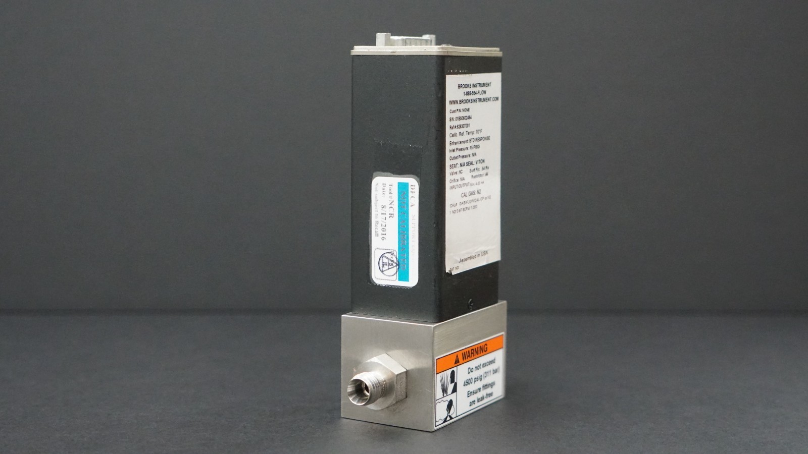 Brooks Instrument SLA5860S1BAA0C2A1 Mass Flow Controller, N2, 0.67 SCFM FS FLOW