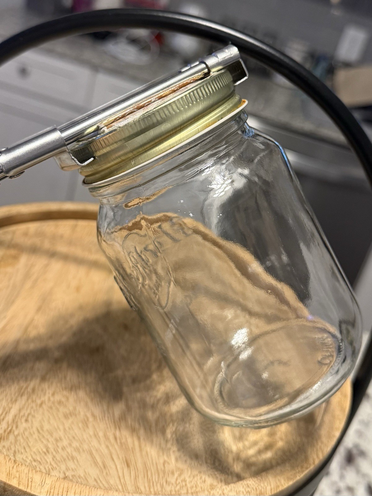 Adjustable Stainless Steel Jar & Bottle Opener: Effortless Kitchen Accessory