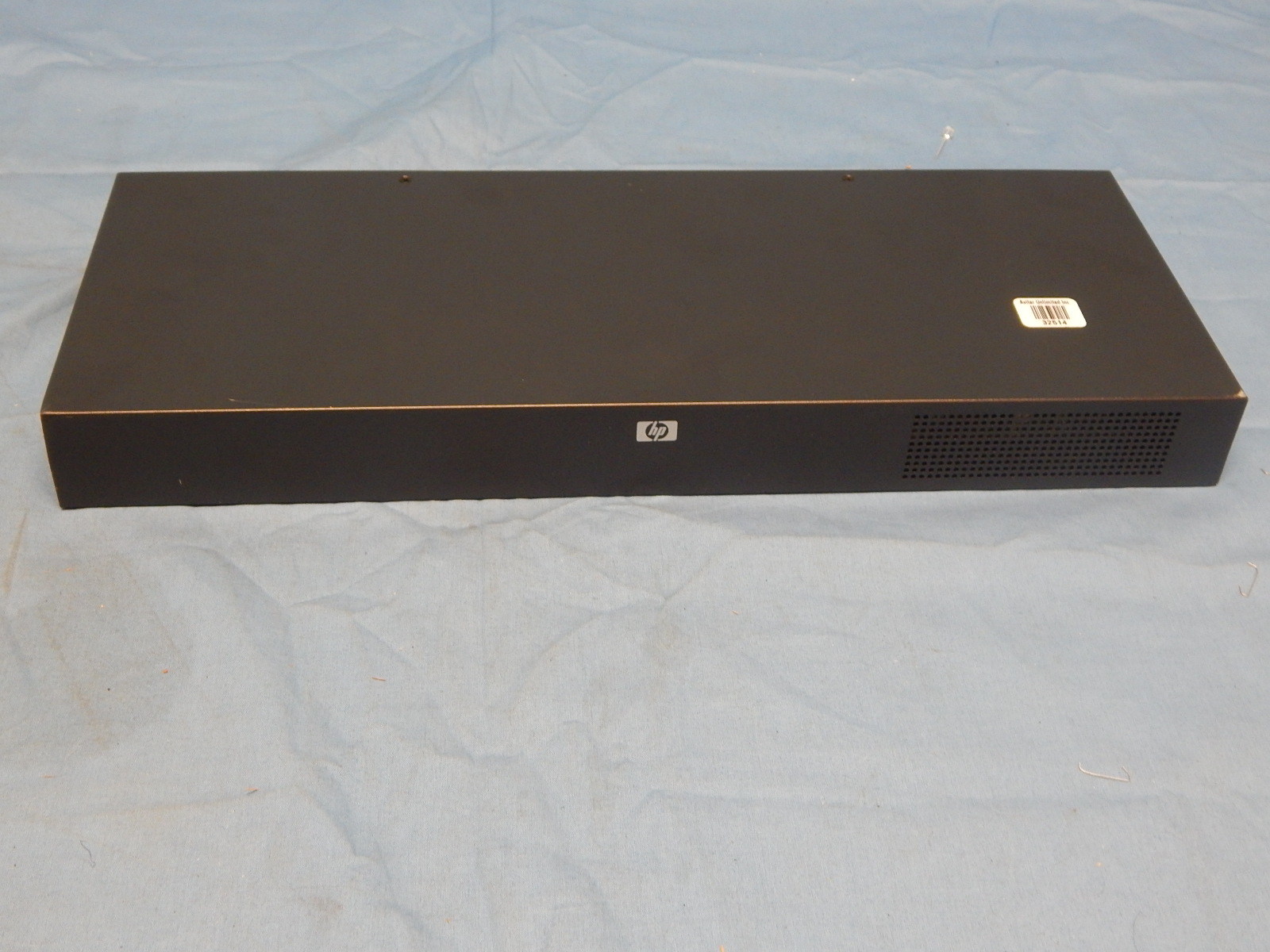 HP AF617A Server Console 16-Port External KVM Analog Switch 513736-001 1031-001
