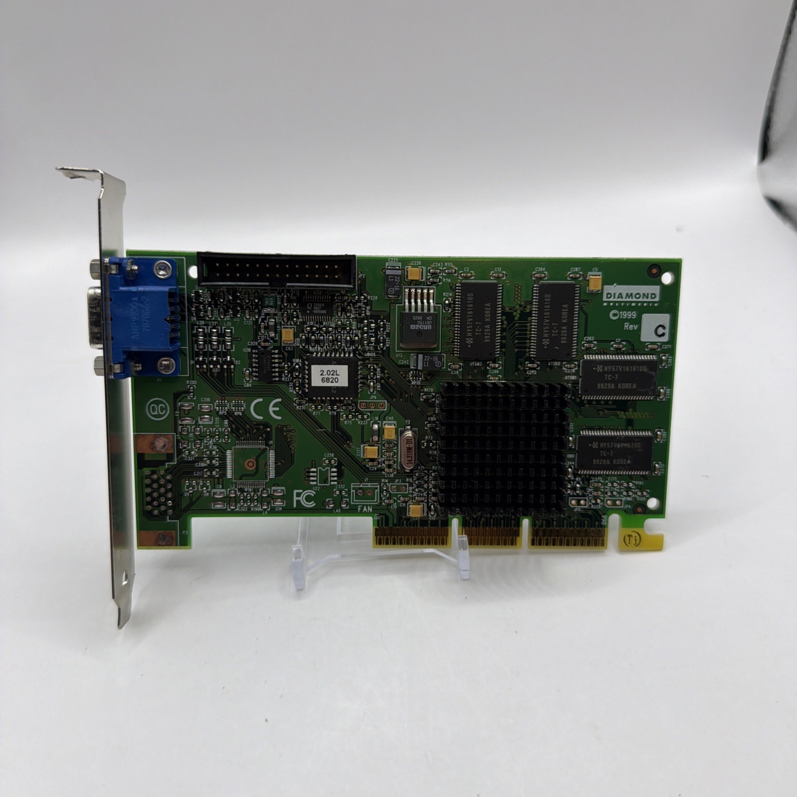Diamond Viper V730 Vanta AGP 16 MB S1 P/N 28231165-002 (35)