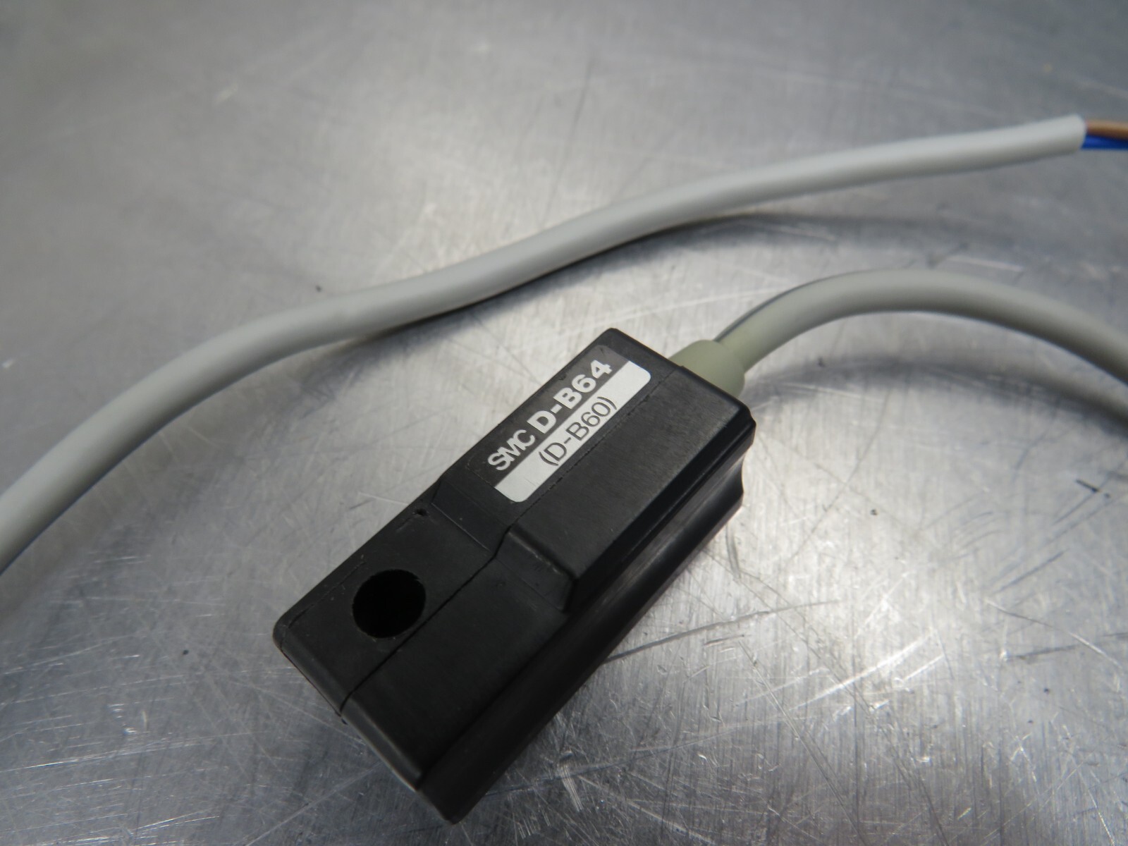 SMC D-B64 Switch