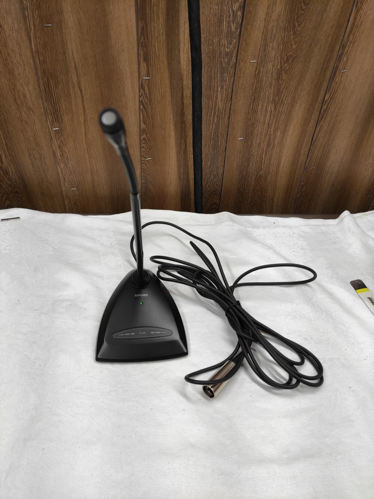 Shure Microflex MX412D/O Omnidirectional Condenser Desktop Microphone