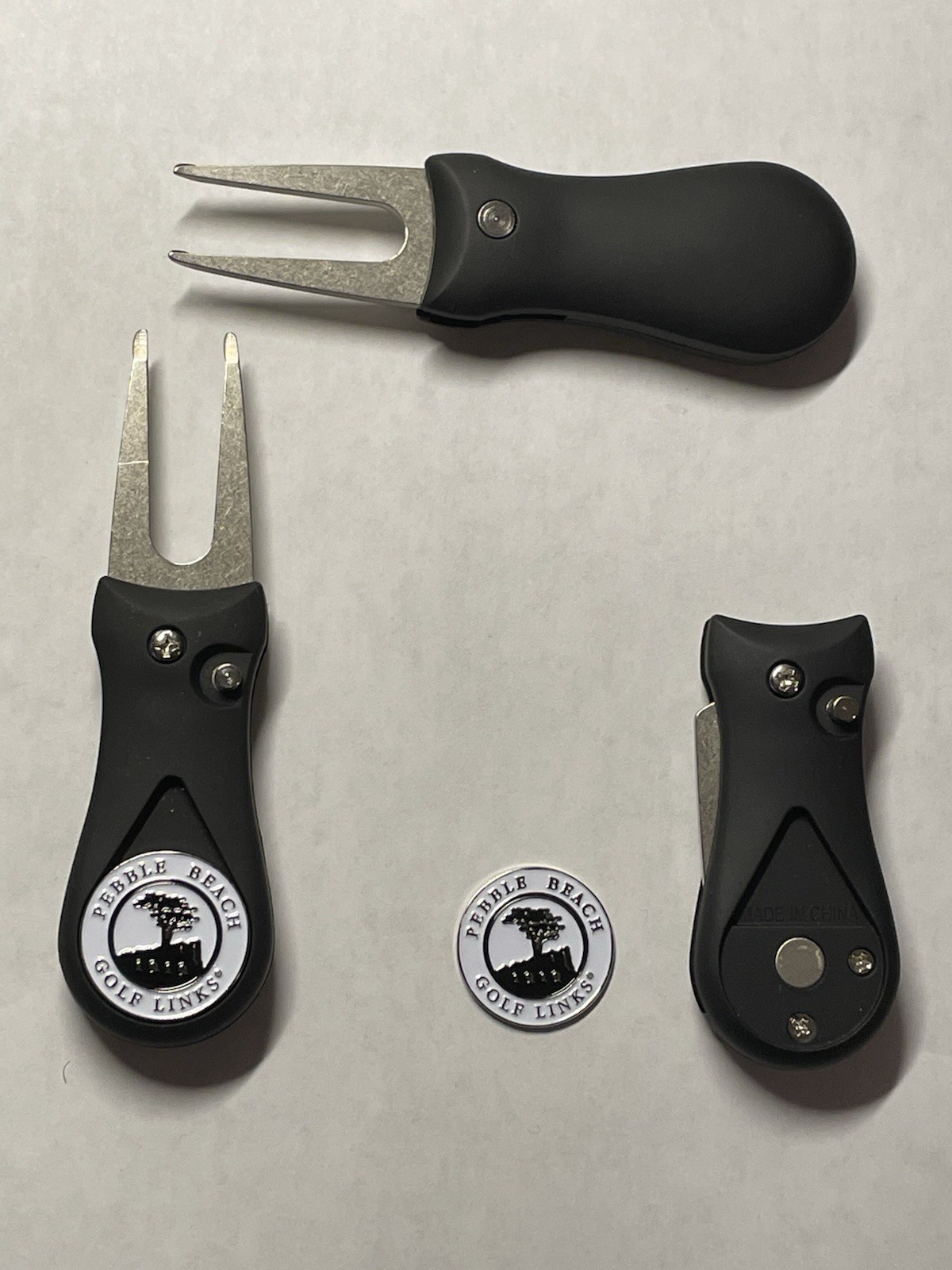 (1) Pebble Beach Golf Links 1" Coin Golf Marker & (1)  Switchblade Divot Tool